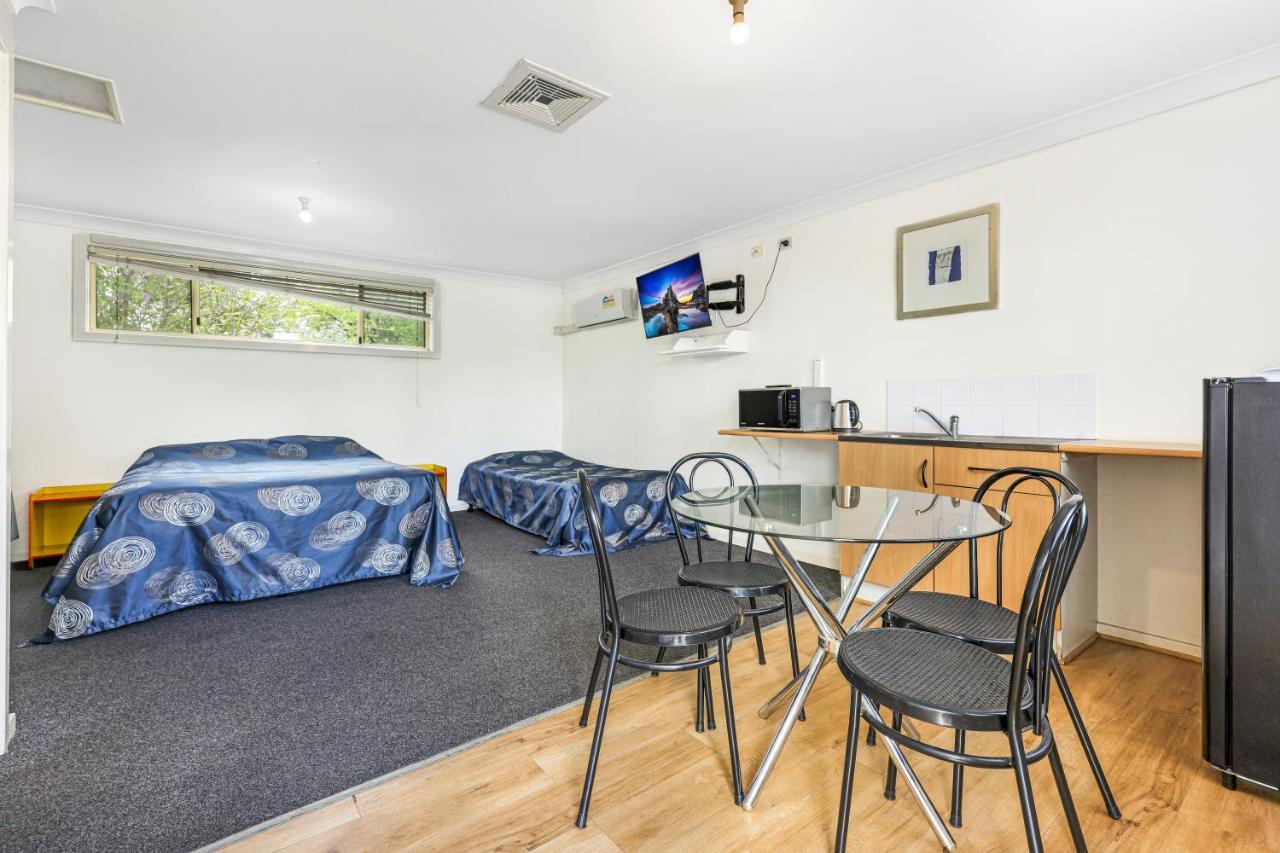 Tamworth Lodge Motel Extérieur photo