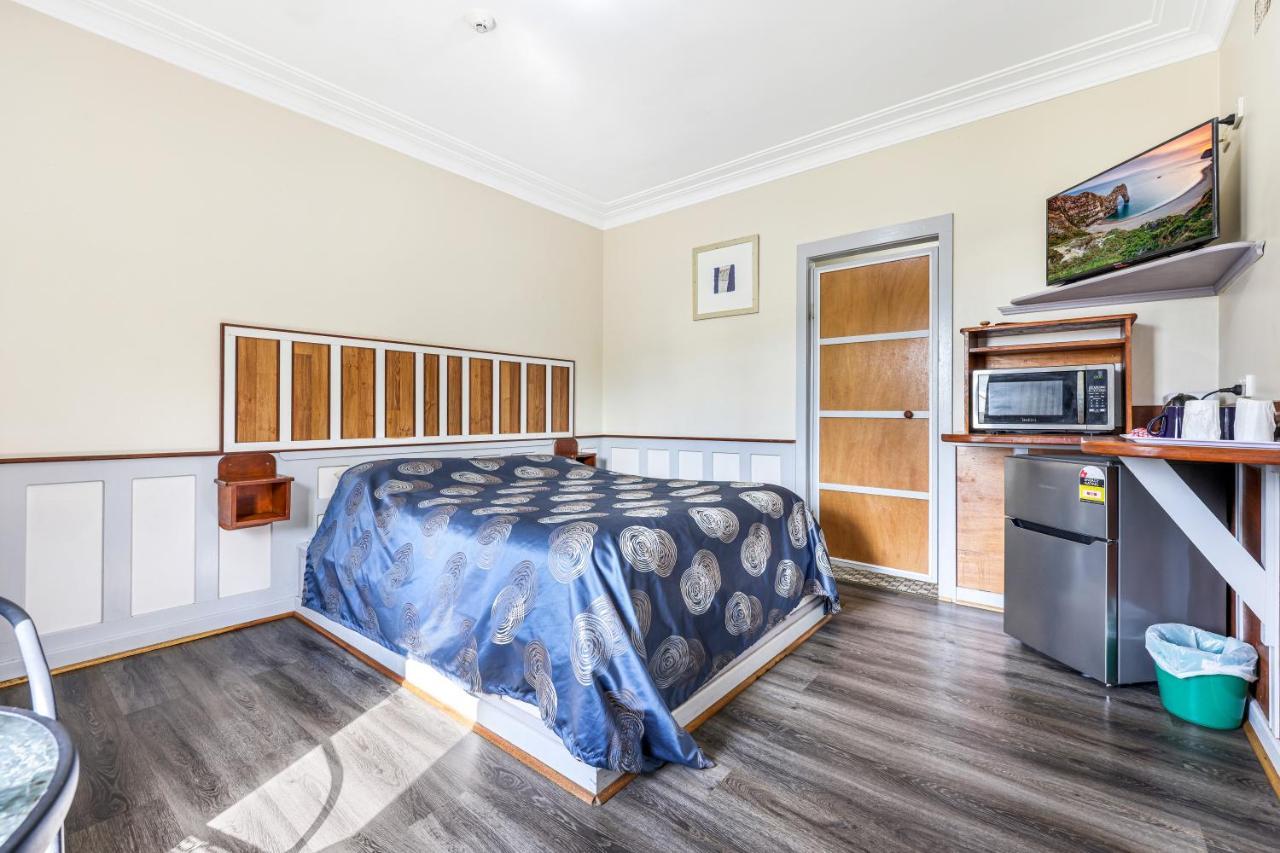 Tamworth Lodge Motel Extérieur photo
