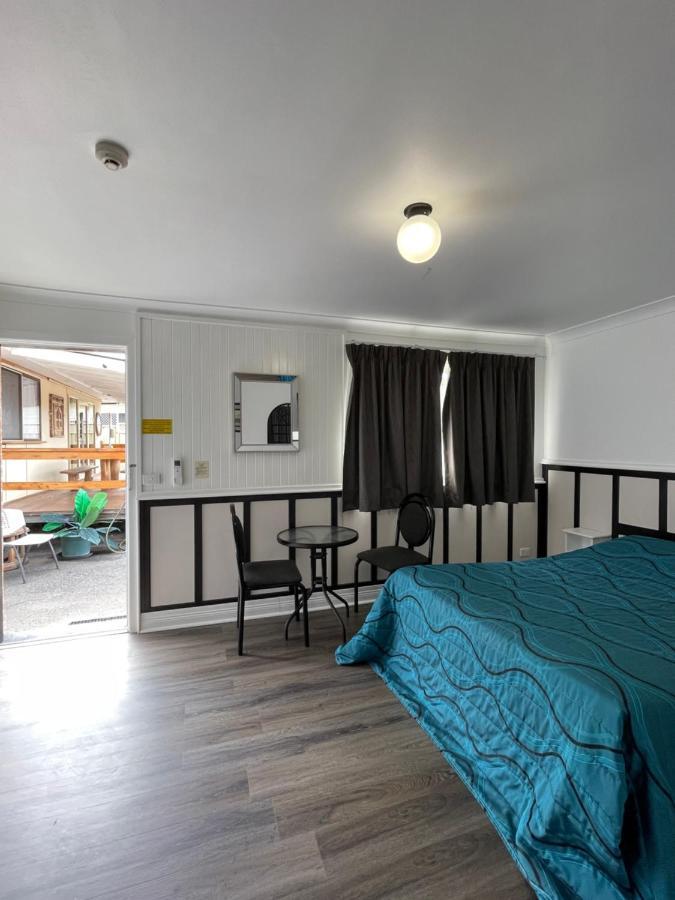Tamworth Lodge Motel Extérieur photo