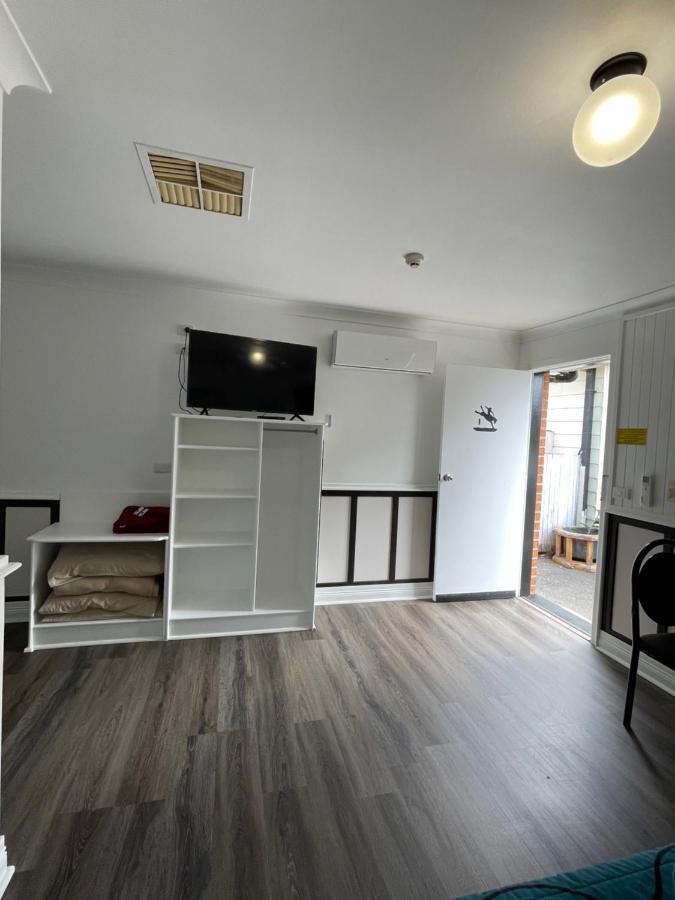 Tamworth Lodge Motel Extérieur photo