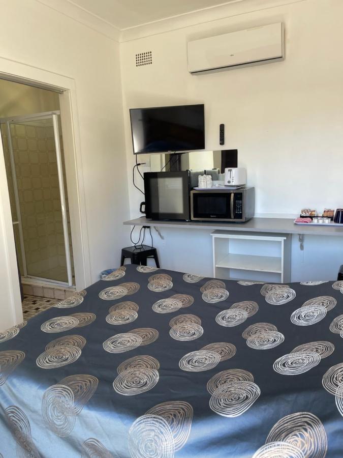 Tamworth Lodge Motel Extérieur photo