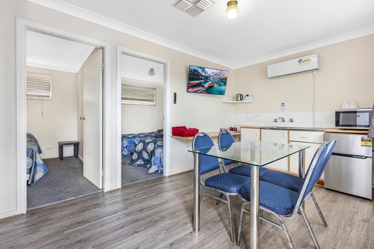 Tamworth Lodge Motel Extérieur photo