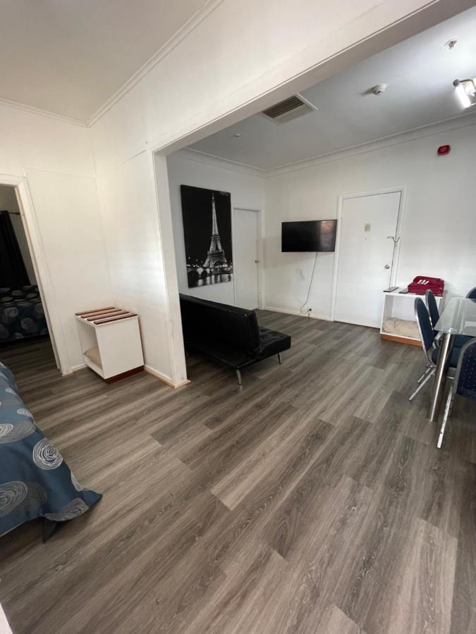 Tamworth Lodge Motel Extérieur photo